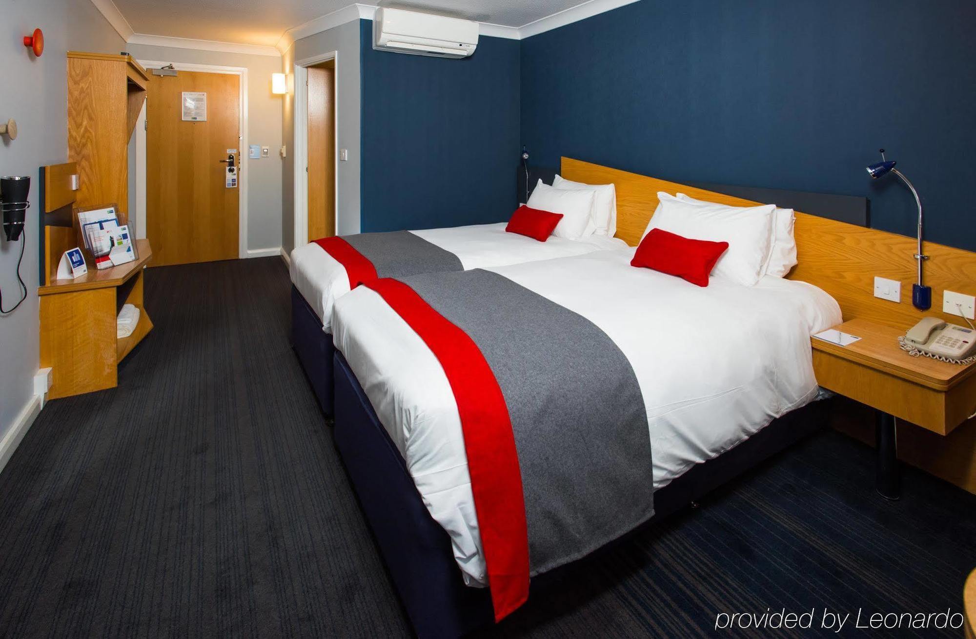 Holiday Inn Express Taunton East By Ihg Kültér fotó