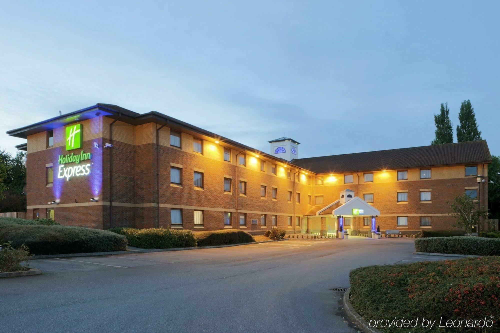 Holiday Inn Express Taunton East By Ihg Kültér fotó