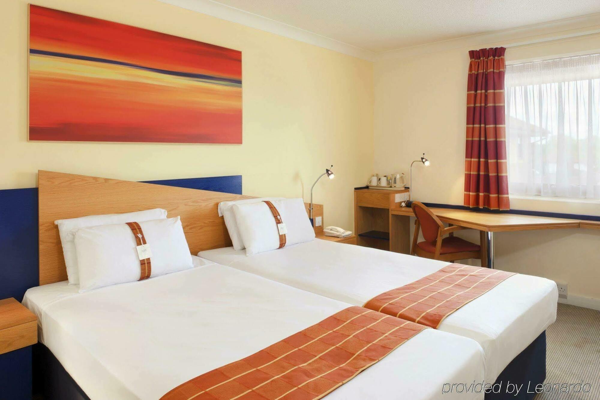 Holiday Inn Express Taunton East By Ihg Kültér fotó
